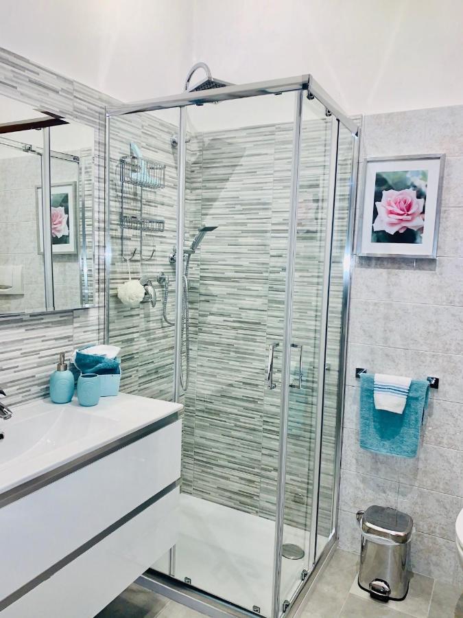 Residenza Arena Apartment เวโรนา ภายนอก รูปภาพ
