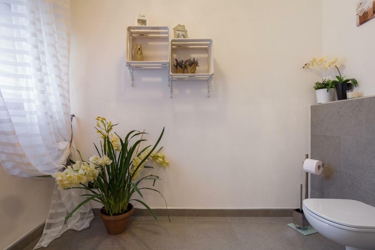 Residenza Arena Apartment เวโรนา ภายนอก รูปภาพ